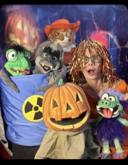 Vikki Green - Ventriloquist